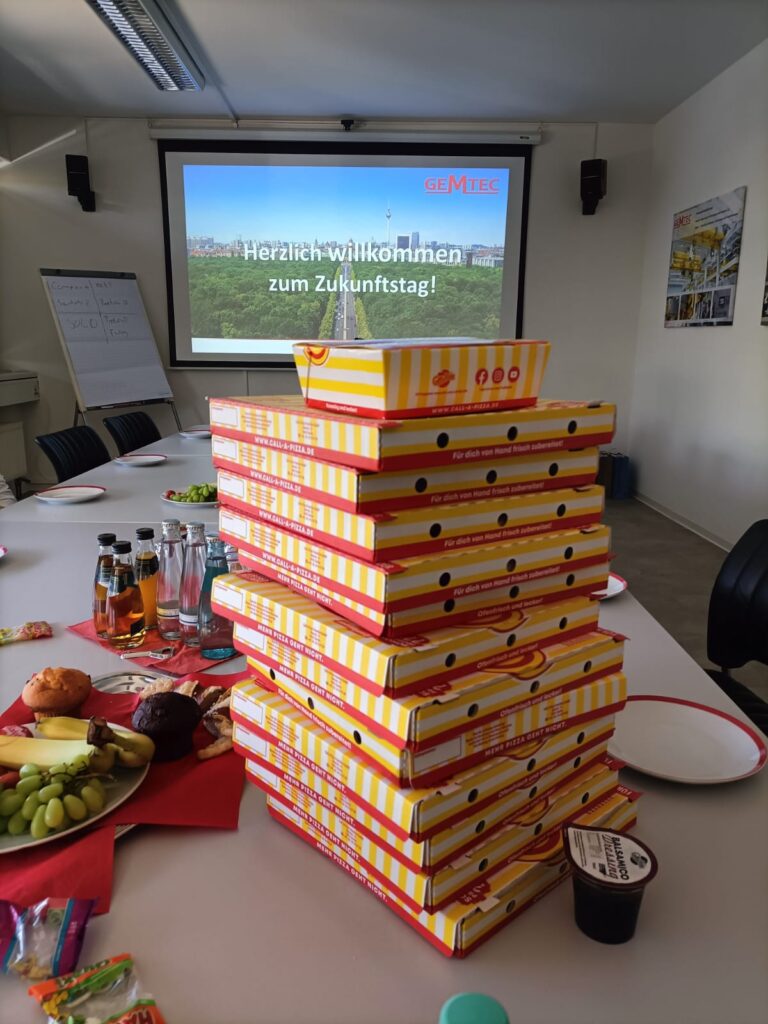 WhatsApp Image 2026-04-24 at 16.09.49